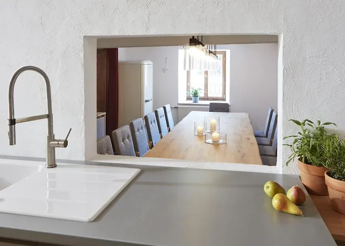 بيت للعطل In With Sauna