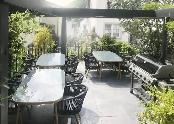 In With Sauna بيت للعطل *